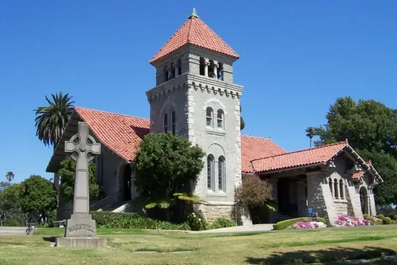 A view of the historic Grace Chapel at Inglewood Park Cemetery, featuring beautiful architecture and serene surroundings.