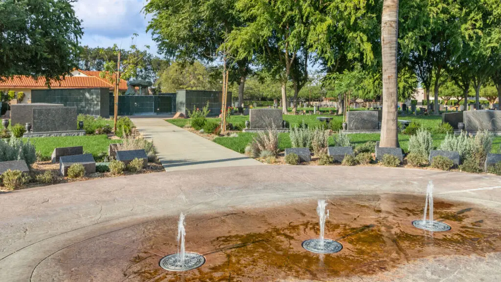 Beautifully landscaped gardens at Miller Jones Menifee Memorial Park, providing a peaceful final resting place.